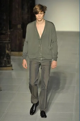 Look 10